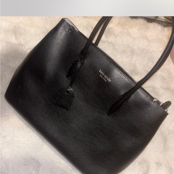 kate spade Handbags - kate spade Black Pebbled Leather Tote